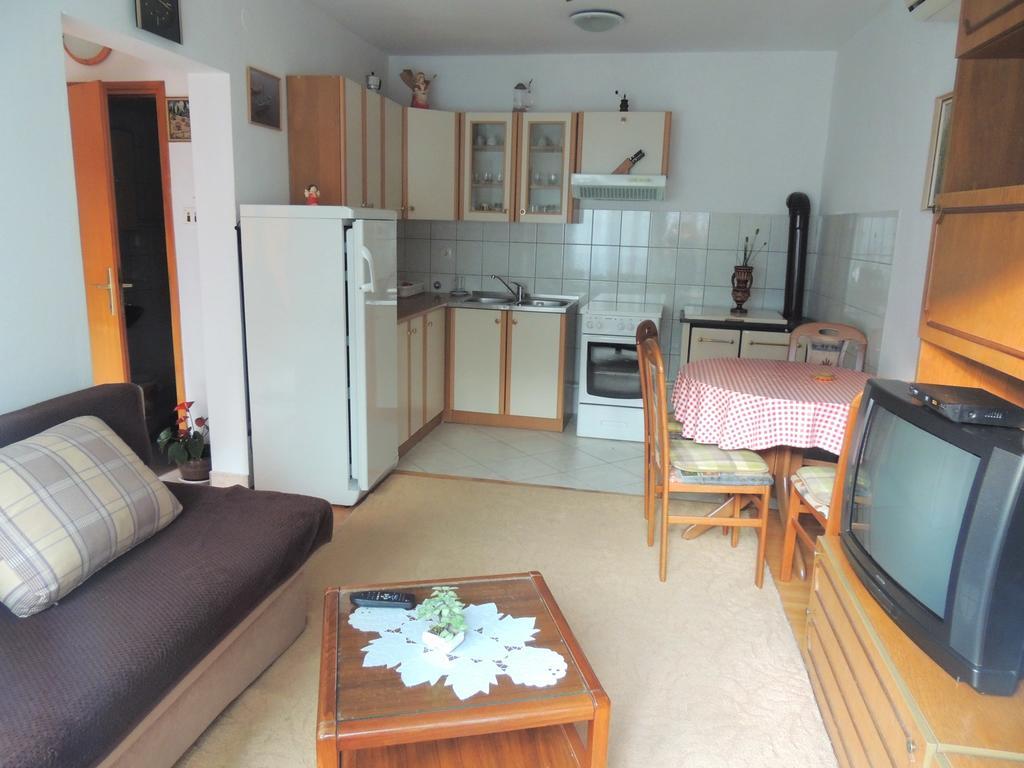 Apartment In Novi Vinodolski 15274 Povile Extérieur photo