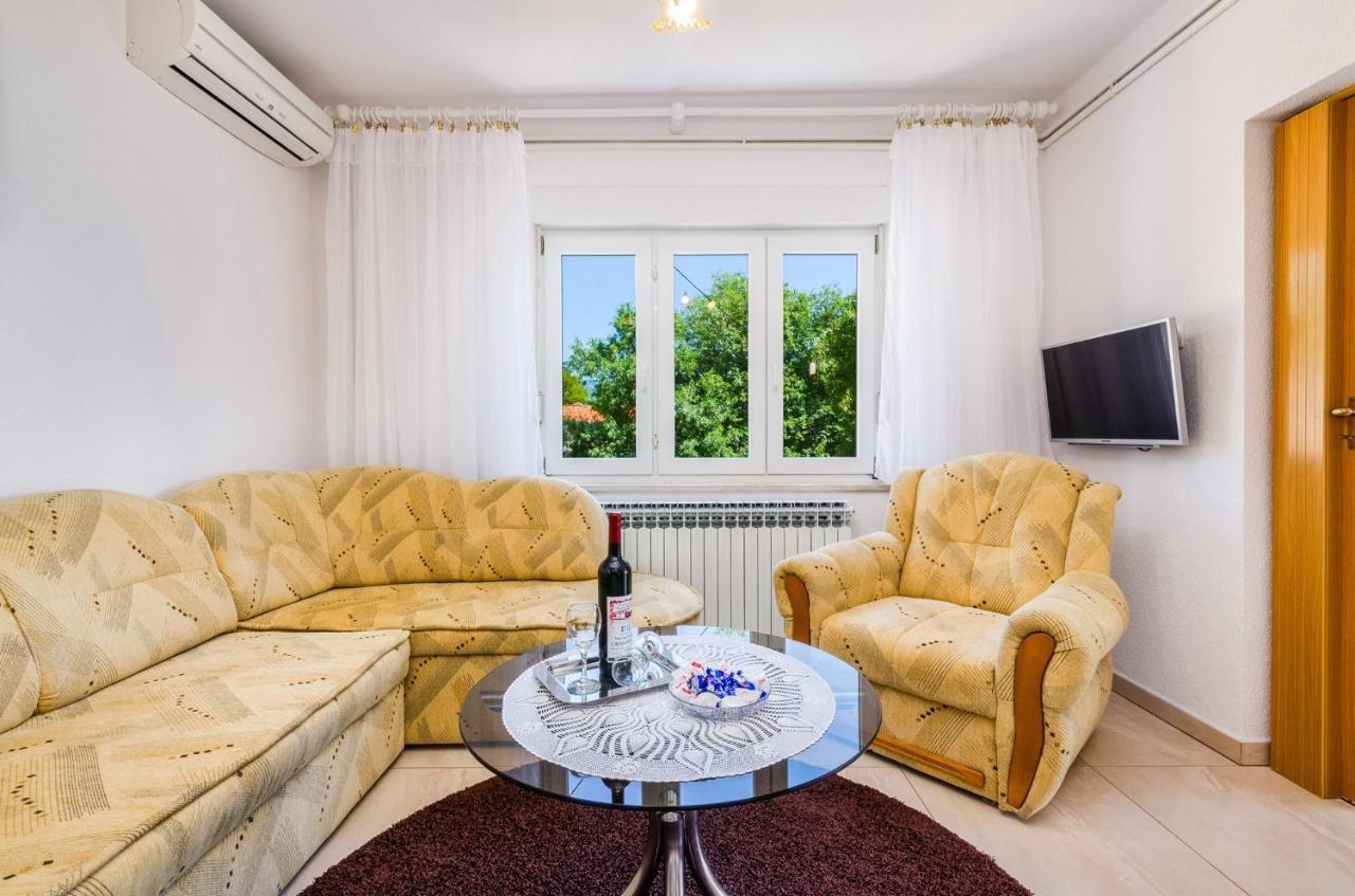 Apartment In Novi Vinodolski 15274 Povile Extérieur photo