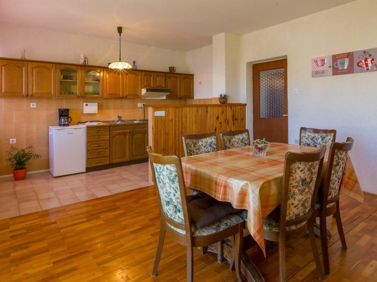 Apartment In Novi Vinodolski 15274 Povile Extérieur photo